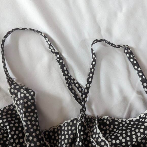 Gigio Size (Oversized) Medium Black and White Cami - Picture 10 of 13